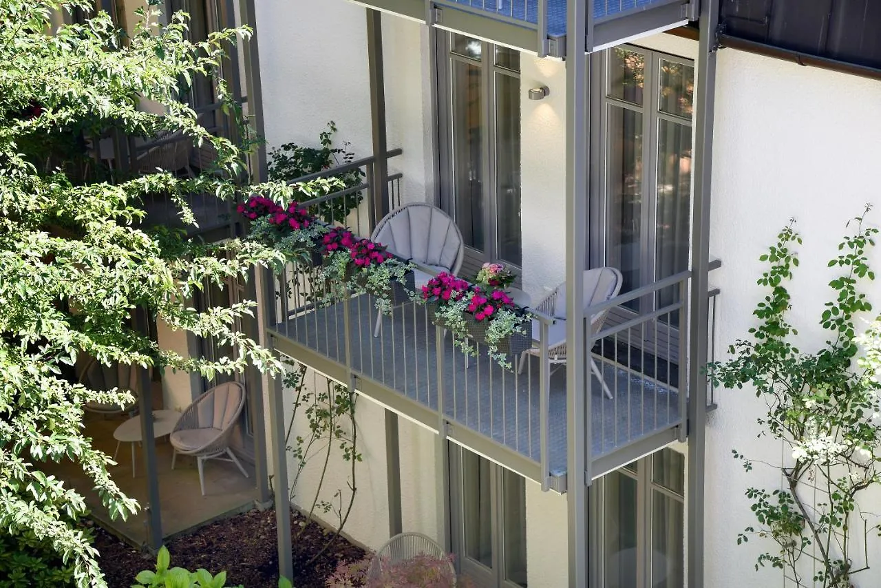 Hotel Maximilian München 4*,