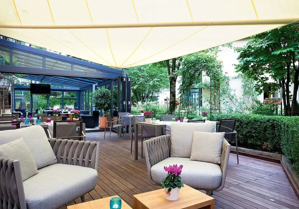 Hotel Maximilian München 4*,