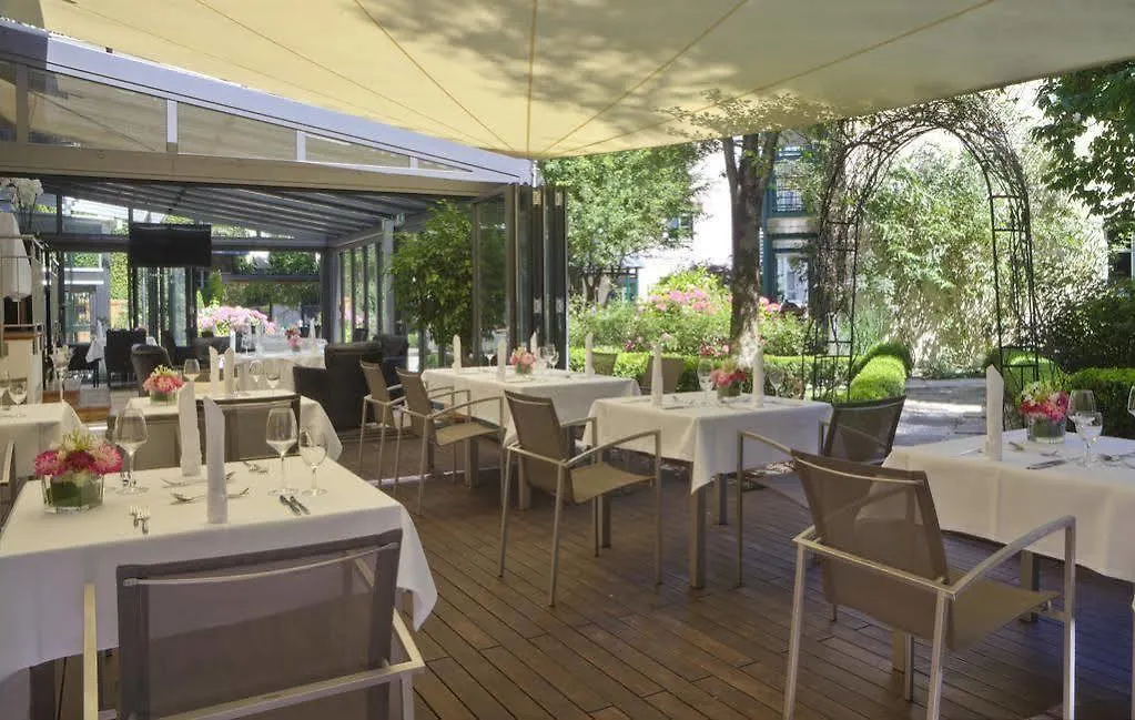 Maximilian Munich Apartments & Hotel